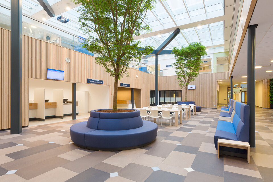 Gispen healthcare project Reinier de Graaf hospital in Delft K5B0586