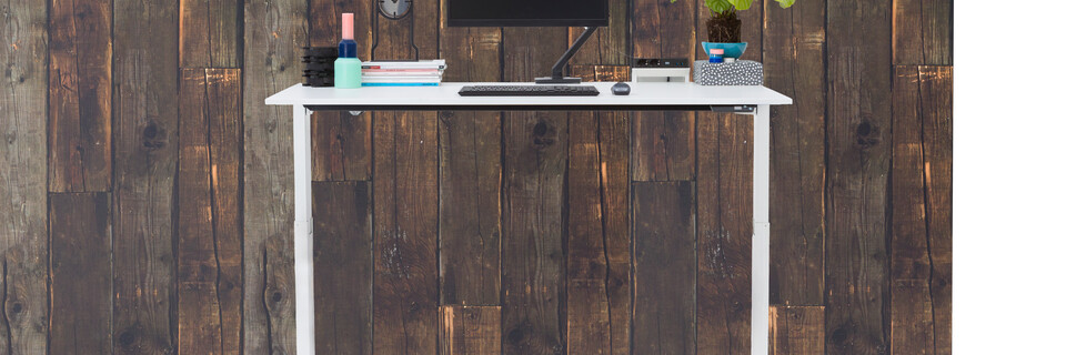 Gispen Home office desk sit stand front of walnut backpanel_front view