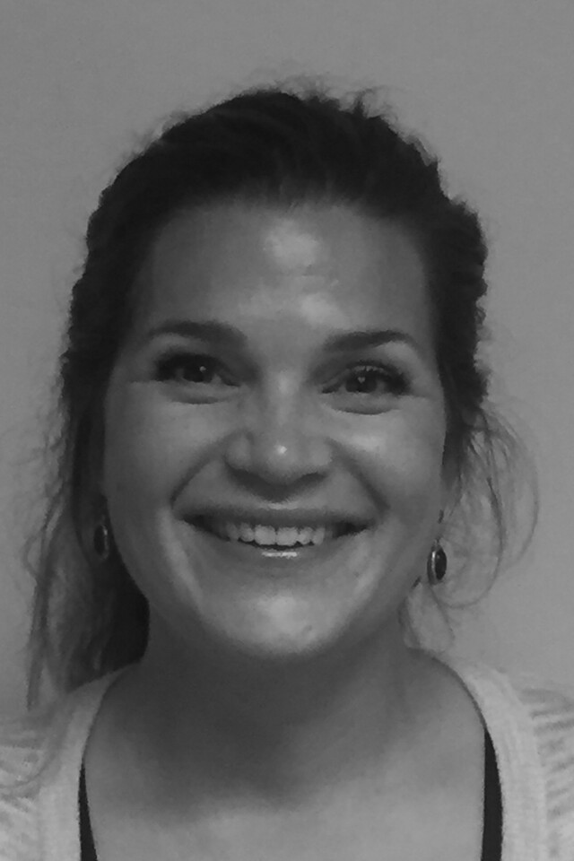 portrait of Frederique Thomas web