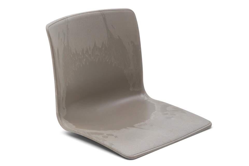 Gispen Nomi chair recycled shell front left view