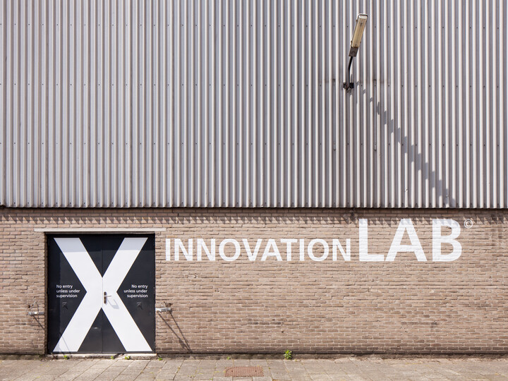 Royal Ahrend Showroom in Sint Oedenrode 011B