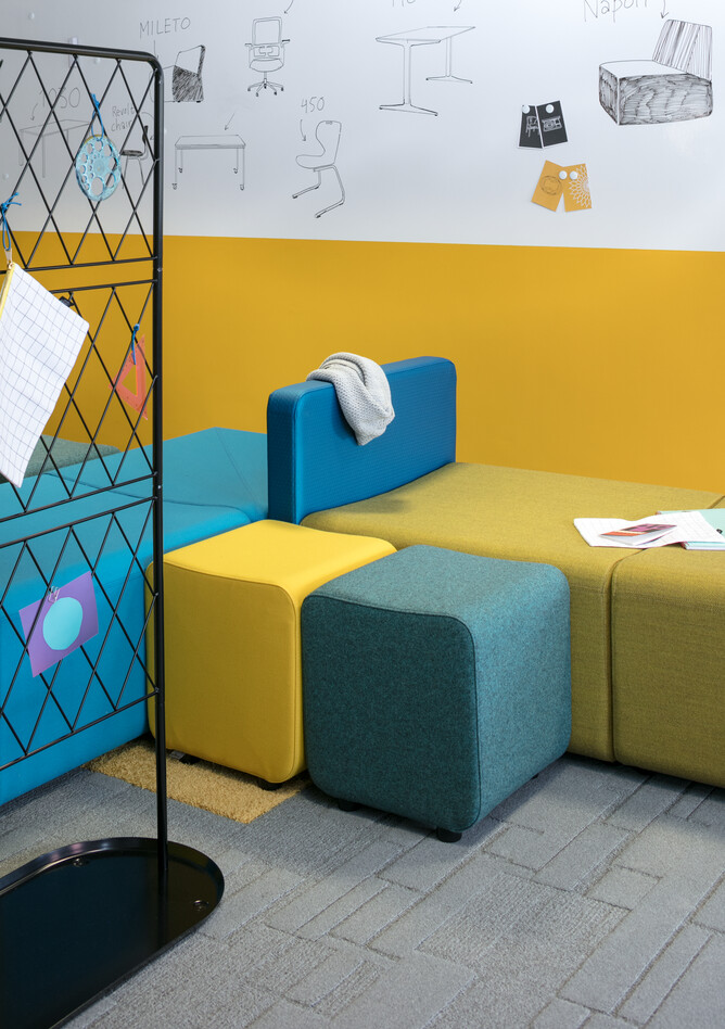 Loungescape Royal Ahrend Showroom in Rotterdam 011