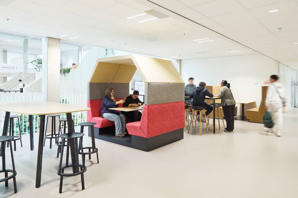 Gispen education project interior view of ROC Mondrian in The Hague DZK10758