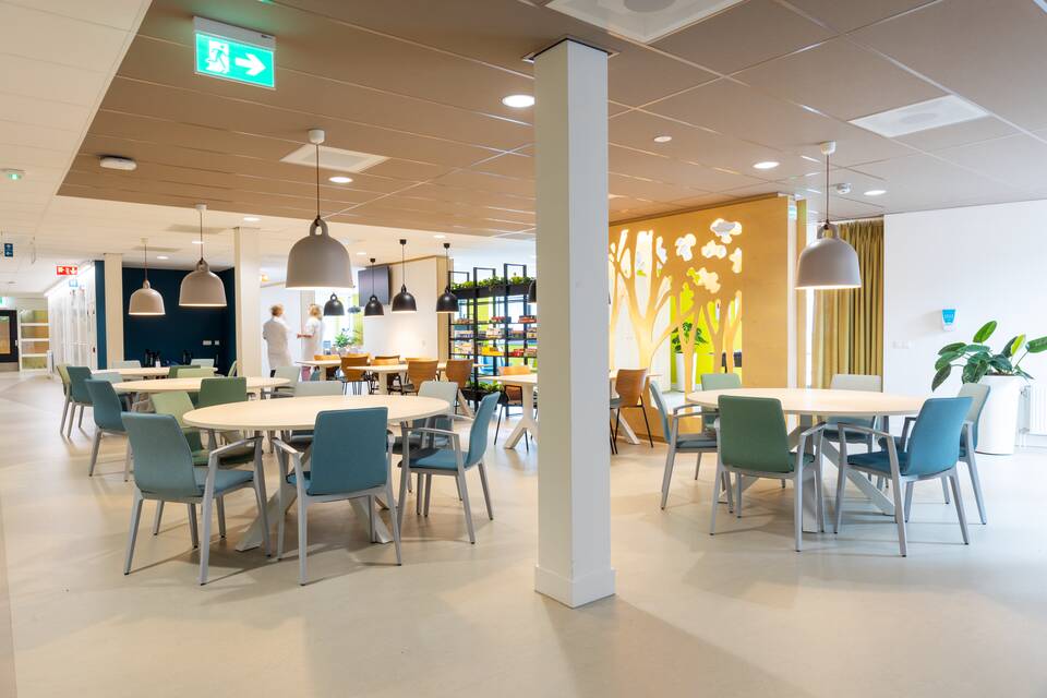 Gispen healthcare project interior view of Radboud UMC in Nijmegen 15A7545