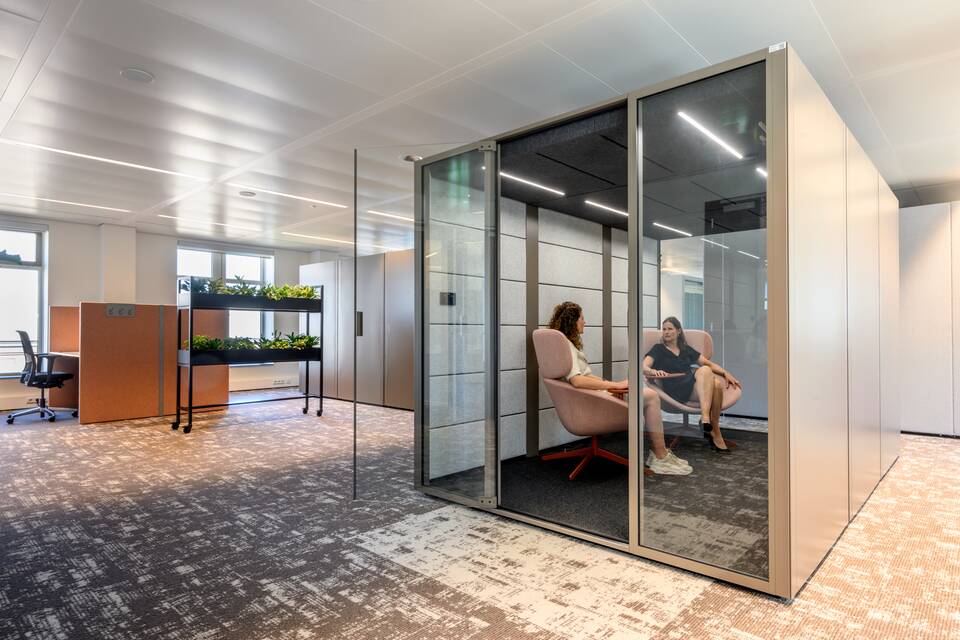 Gispen Government project interior view of FMH Haaglanden in The Hague MB5023