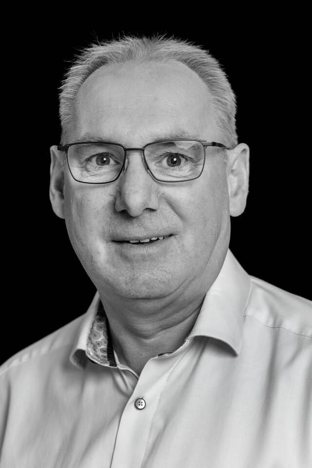 Black and white portrait of Jan Verbakel