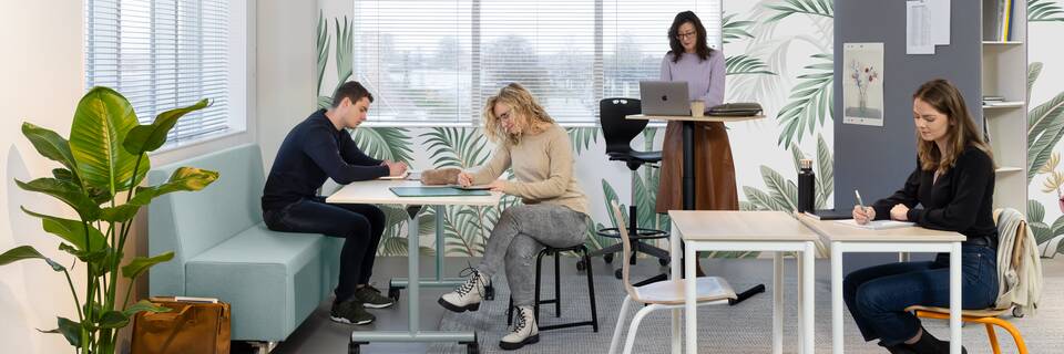 Engage Single, Grow Fold, Grow Work High, Grow Stool, Grow Comfort, Grow Classic, Grow Move Royal Ahrend educational setting with Grow tables and chairs in Culemborg 05