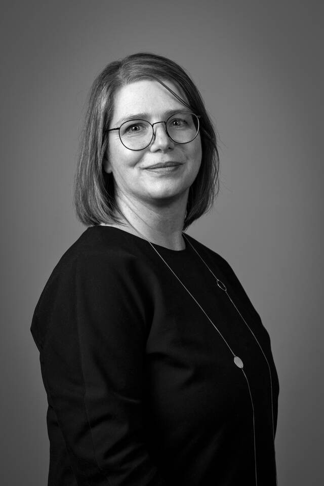 portrait of Mari t Hendrikx