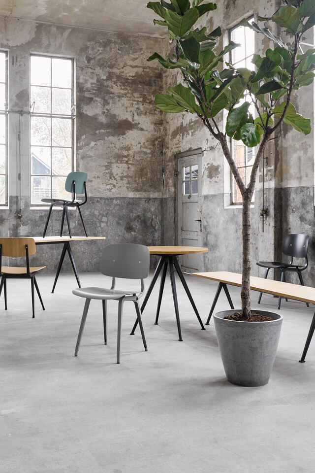 Revolt, Result, Pyramid Table 02, Pyramid Bench 12, Pyramid Coffee Table 51   landscapew