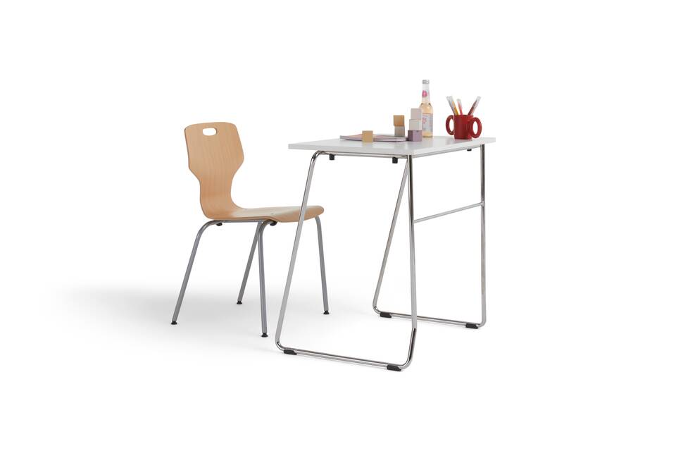 Gispen EDUU Classic Wood and Seminar educational chair and table styled front and rear right view