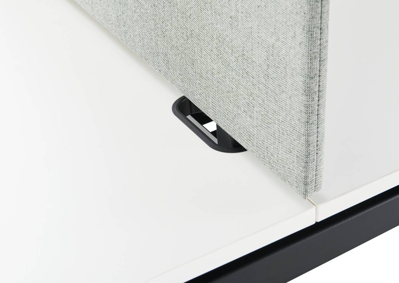 Portal, S25 Ahrend Portal dual workstation in black with white tabletop and recess for green table screen front right detail view