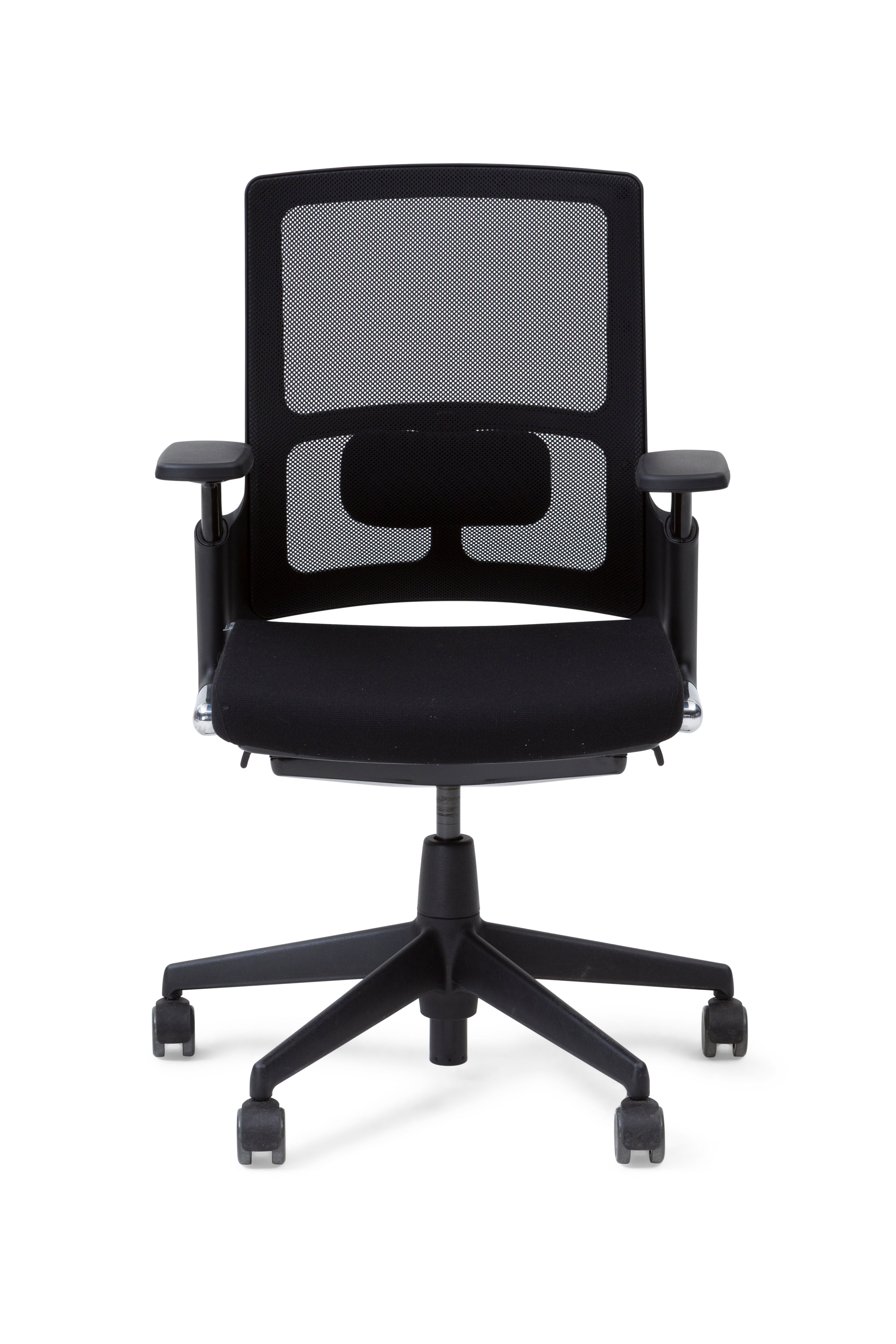 2020 Verta Royal Ahrend 2020 Verta office chair in black front view