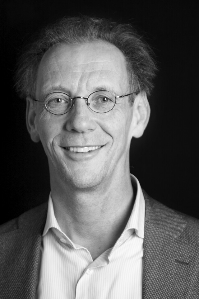 black and white portrait of Jeroen Ideler