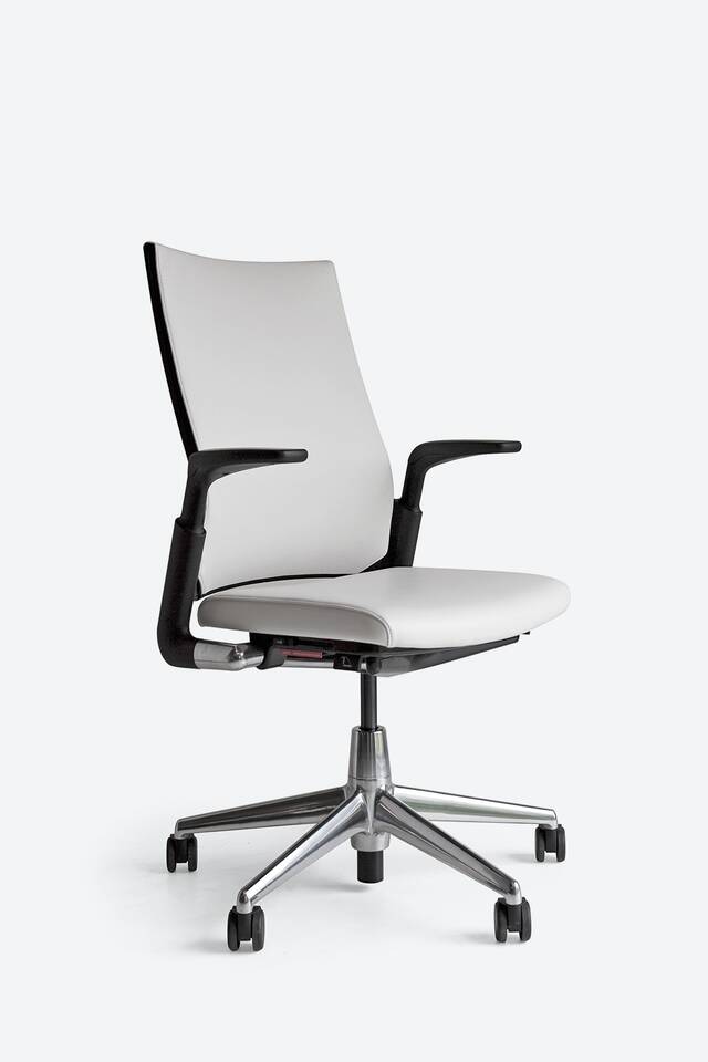 Ahrend 2021 top office chair