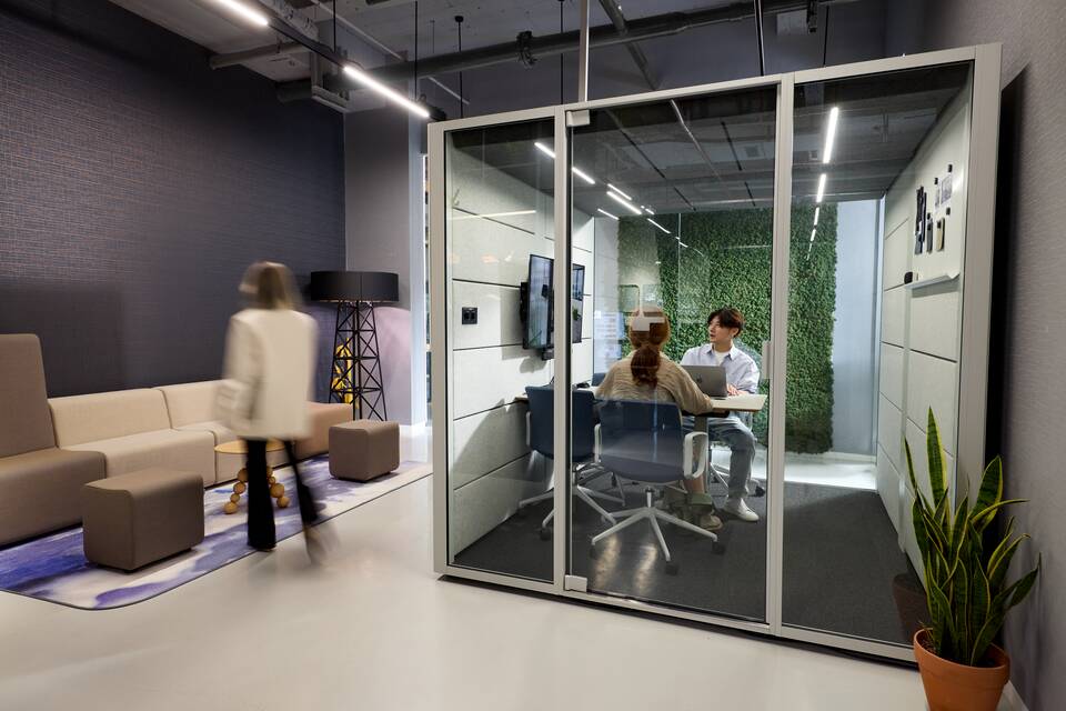 Qabin Meet Connect low, Well, Loungescape   landscapem