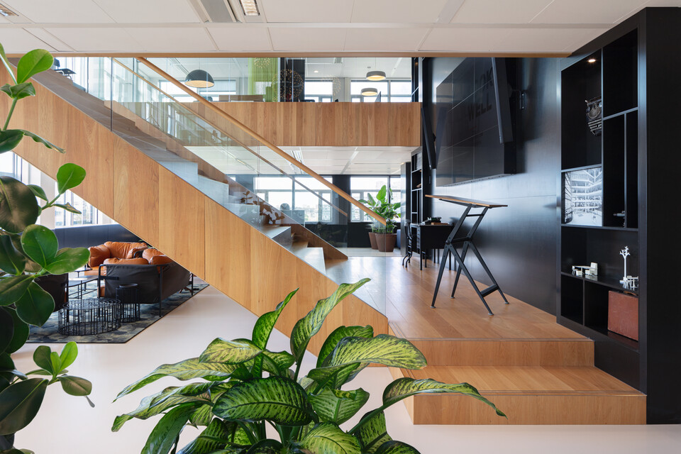 Royal Ahrend Inspiration Centre in Amsterdam 190705