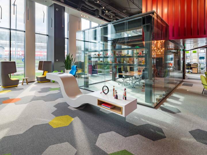 Royal Ahrend interior view of Showroom in Bucharest