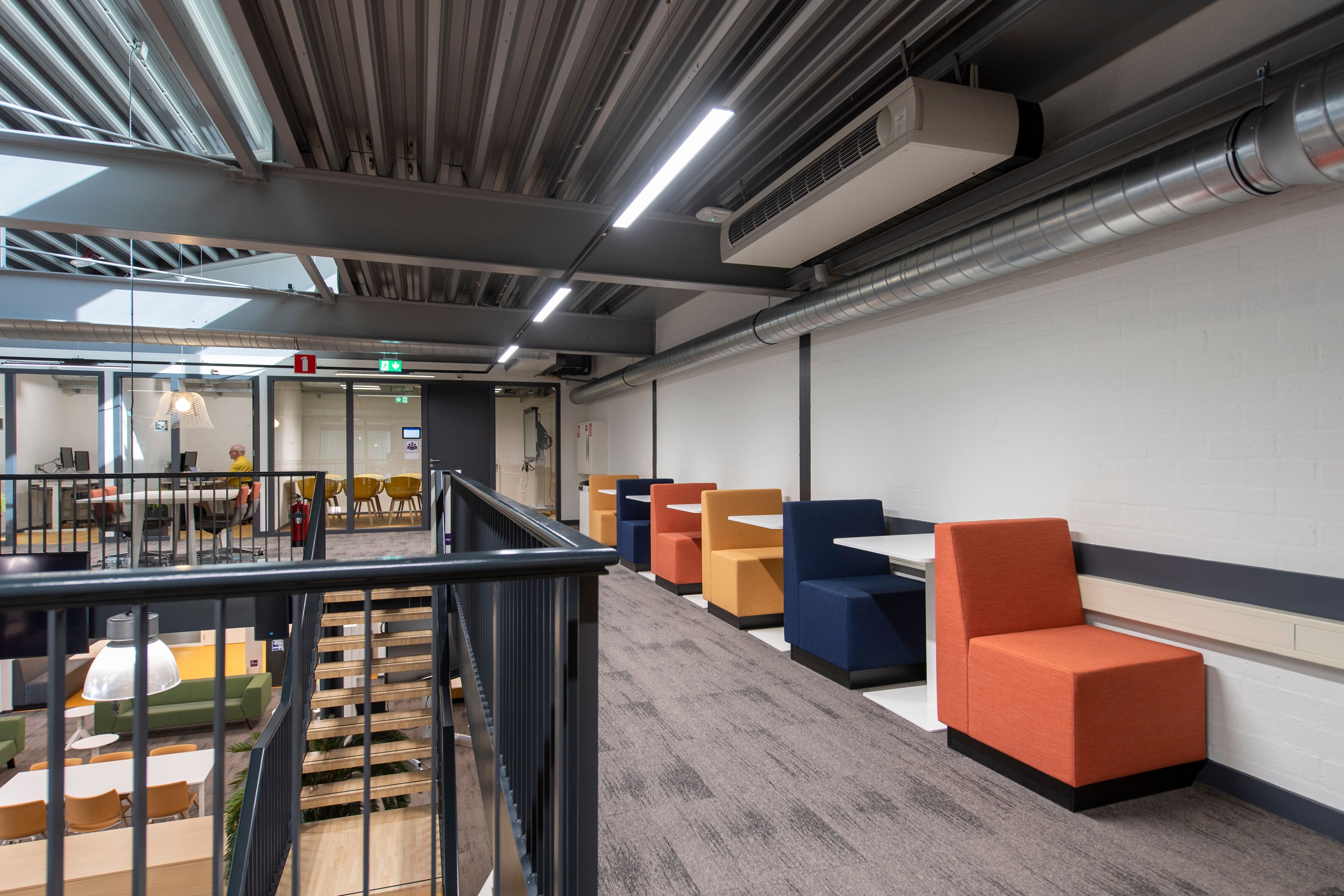 Avans & Fontys Juridische Hogeschool   DownloadLarge