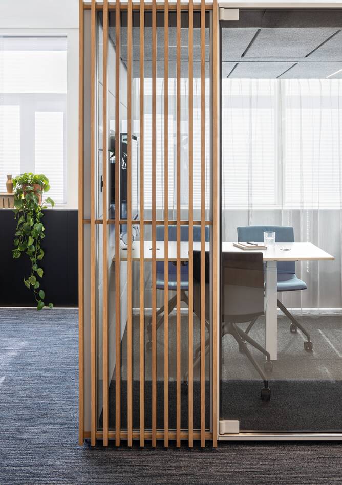 Qabin Meet Connect low, Well Royal Ahrend interior view of Inspiration Centre AIC in Amsterdam SP11